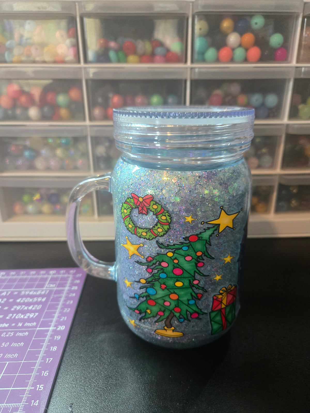 Green Guy *IMPERFECT* Acrylic Mason Jar Mug w/Straw - Dry Glitter