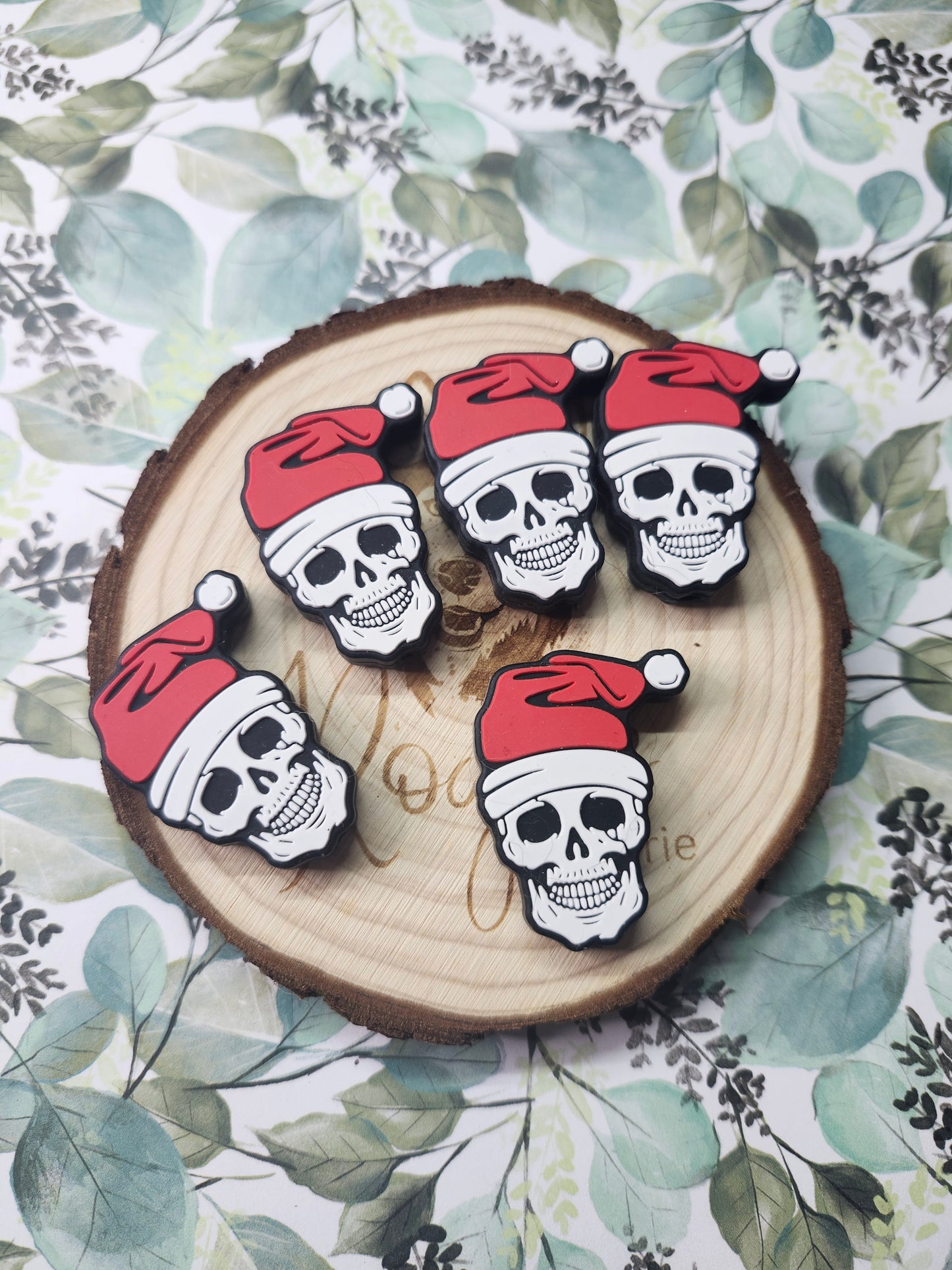 Santa Skull Focal